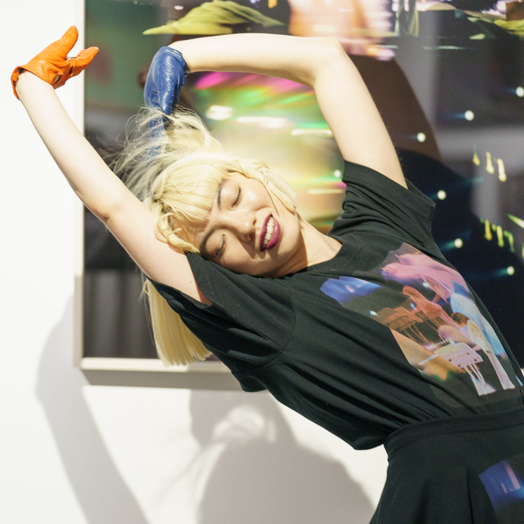 HIKARU UTADA NINE STORIES Tee [JOHN YUYI] – HIKARU UTADA Official